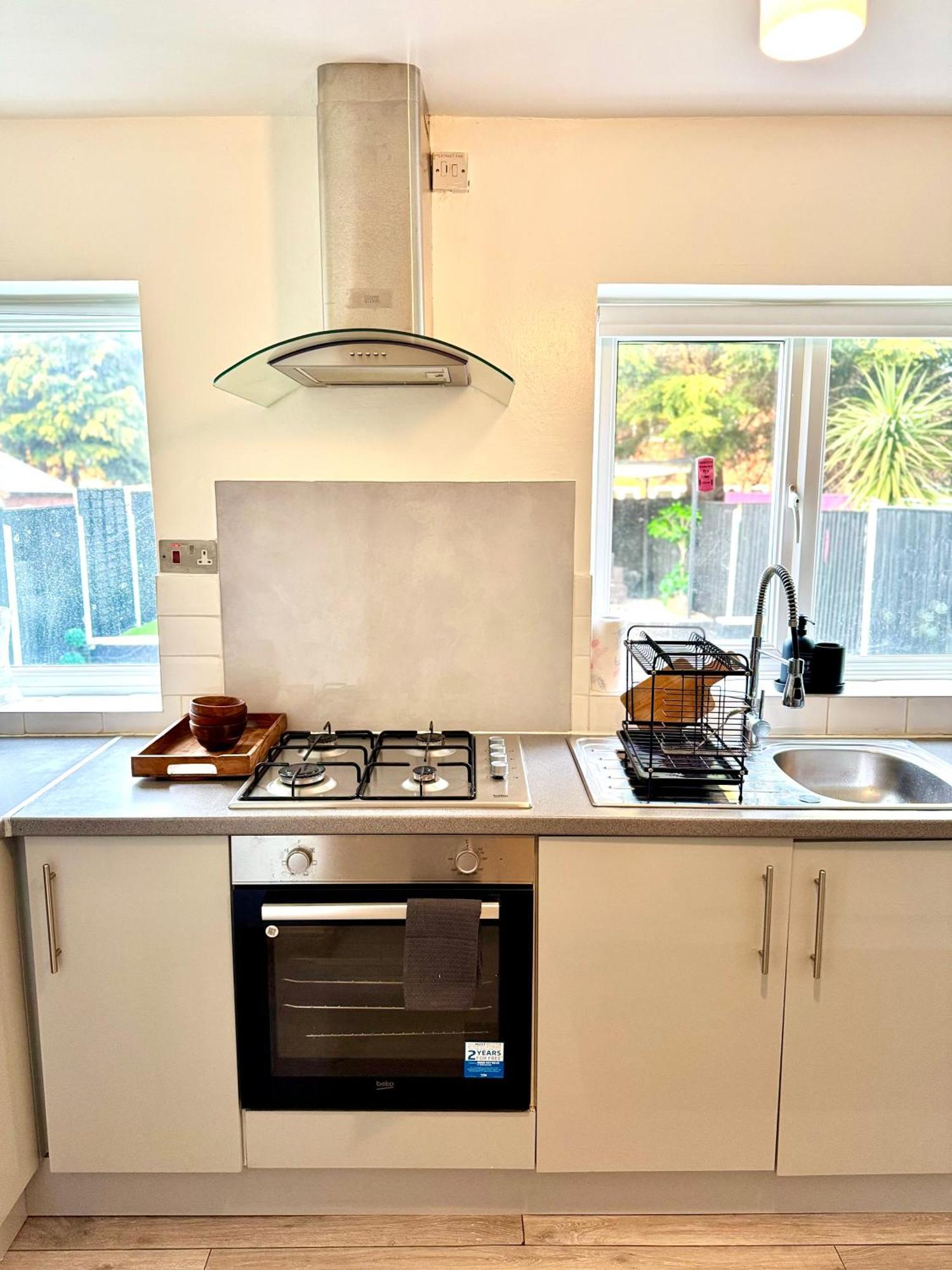 诺丁汉Contractor Haven- 3Bdr Crew House, Free Parking, Fast Wifi & Private Garden公寓 外观 照片