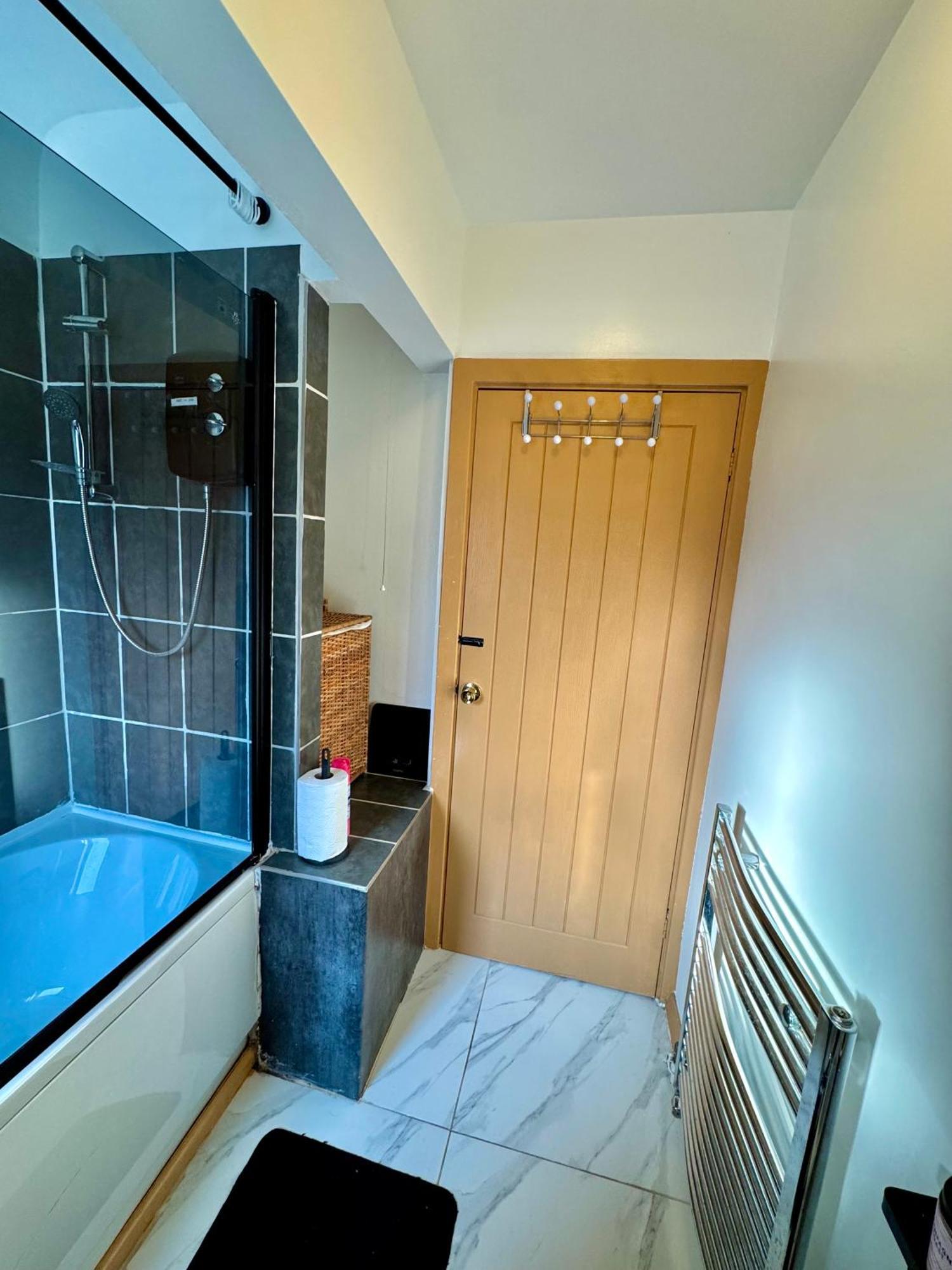 诺丁汉Contractor Haven- 3Bdr Crew House, Free Parking, Fast Wifi & Private Garden公寓 外观 照片